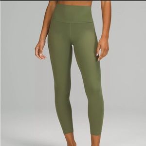 Like New Lululemon align 25” leggings